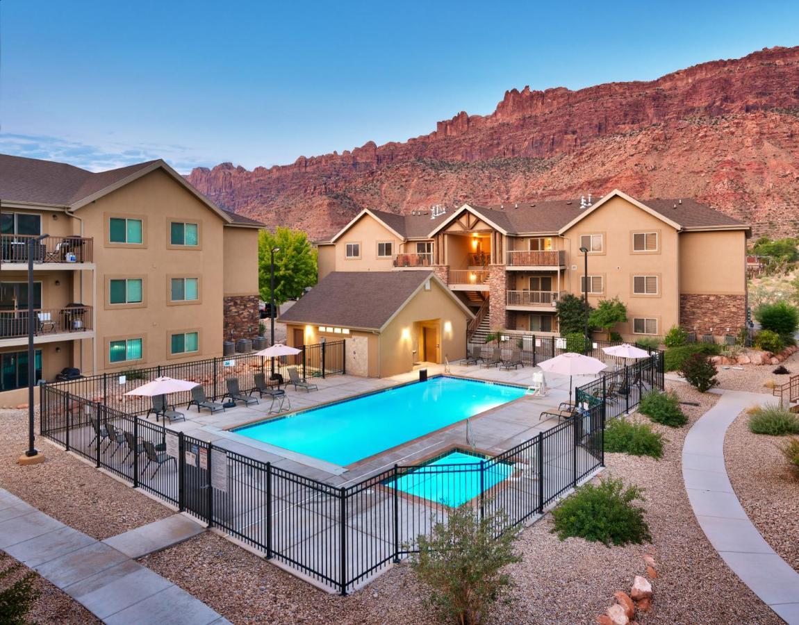 2G New Moab Redcliff Condo, Pool & Hot Tub Εξωτερικό φωτογραφία